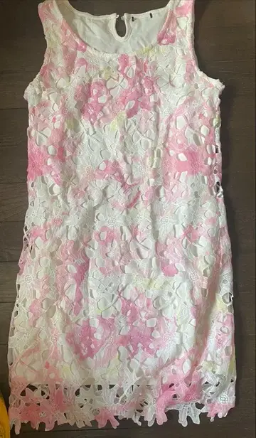화이트 핑크 레이스 슬리브리스 원피스 S
