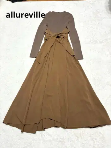 allureville 니트 도킹 원피스 플레어 A라인 브라운