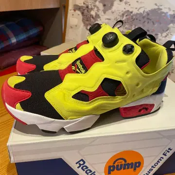 리복 더 펌프 스니커즈 블랙/빨간색/노랑