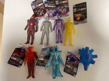 프라이즈 한정판 울트라맨 소프트 비닐 7체 세트