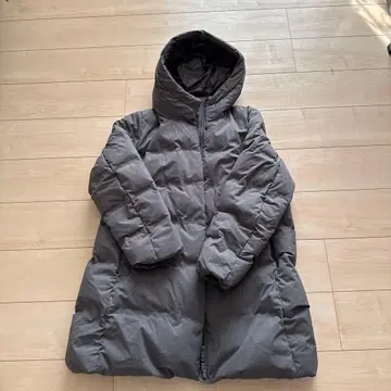 새상품급 UNIQLO 심리스 다운 자켓 3XL