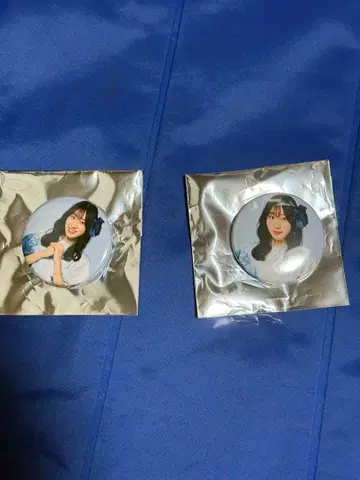 제목 미정 군청 랜덤 캔뱃지 카와모토 소라 전 2종