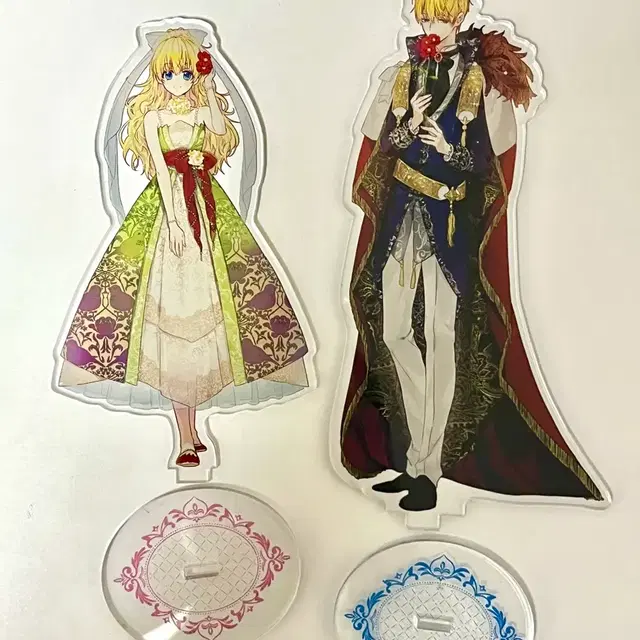 어느날 공주가 되었다 어공주 아크릴 스탠드 아타나시아 아티 클로드