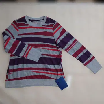 스트라이프 패턴 긴팔 티셔츠