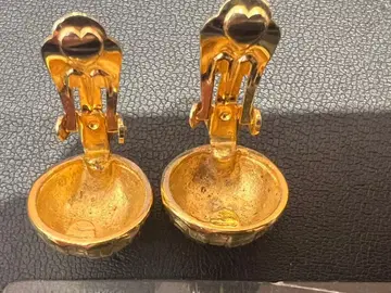 골드 하트 모티브 후크 귀걸이