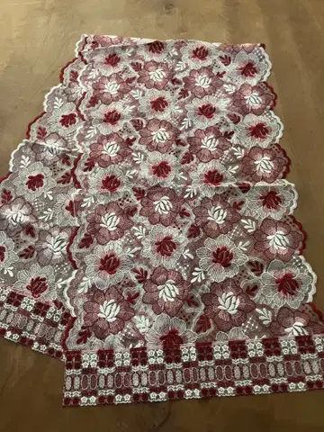 빨간색과 화이트 꽃무늬 자수 기모노 숄 일본 정통의상 소품