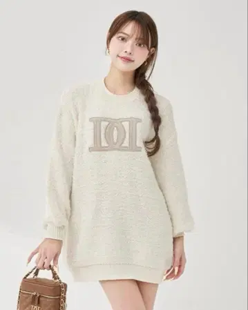 다리치 로고 트위드 니트 풀오버 화이트 Darich