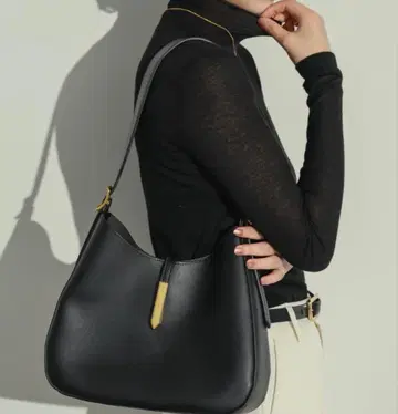 새상품급 [파우치 포함!] 라운드 토트백 핸드백