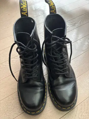 닥터 마틴 가죽 부츠 8홀 UK6 24.5cm