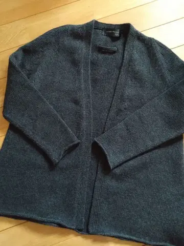 YURI PARK 차콜 그레이 가디건