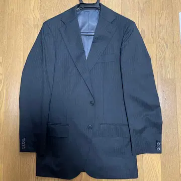 그레이 수트 수트 컴퍼니 핀스트라이프