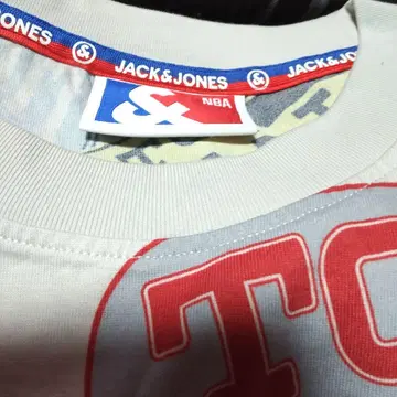 새상품급 JACK & JONES NBA 티셔츠 L 사이즈