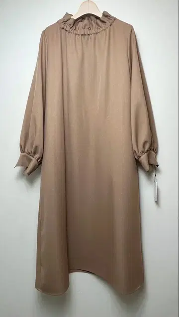 새상품 BEATRICE 베아트리스 웨이스트마크 원피스 25AW