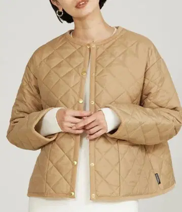 트래디셔널 웨더웨어 아클리 베이지