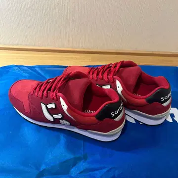 SANGACIO 레드 스니커즈 미사용품