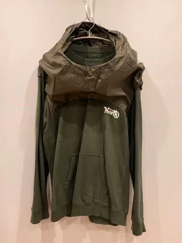 FINAL HOME 올리브 후드 부착 트레이닝복