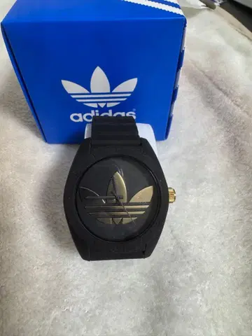 adidas 골드 로고 손목시계