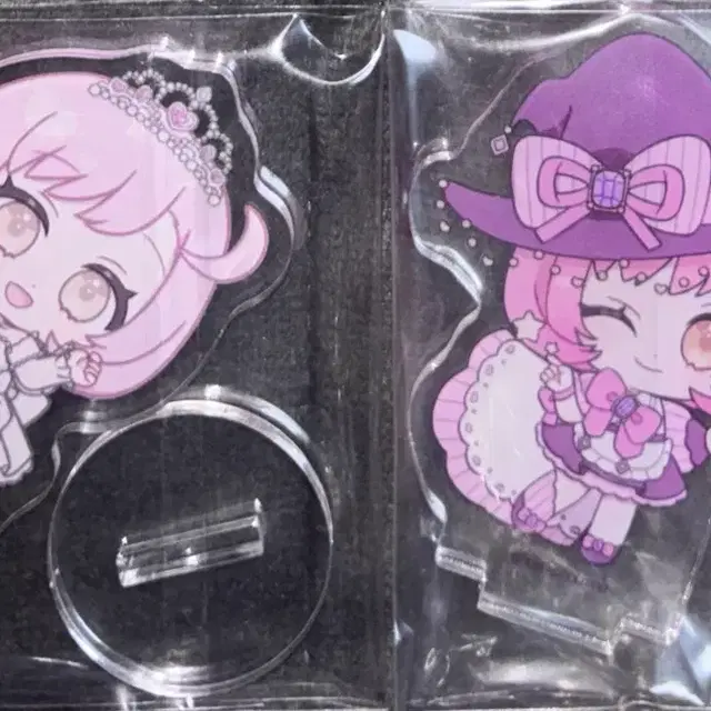 레인보우 라이브 프리즘스톤 나루 eeo 아크릴 스탠드 일괄 판매합니다!