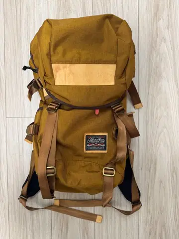 MasterPiece 브라운 백팩