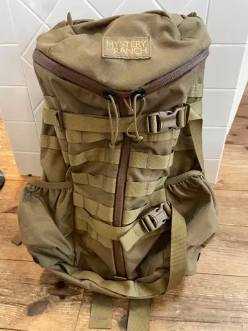 [실내 사용 1회 거의 새 상품] 미스터리 랜치 2 데이 어솔트