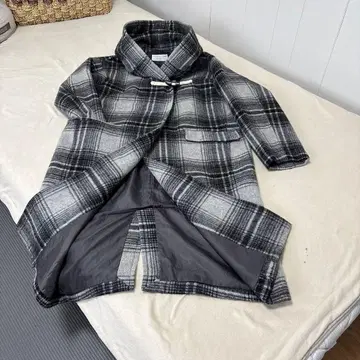 CHOPANIC 타입 그레이 계열 체크 코트