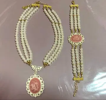 Fi.n.t 핀트 카메오 펄 목걸이