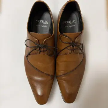 MODELLO 브라운 드레스 신발