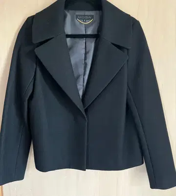 [ 미사용품 ] MOGA 블랙 테일러드 자켓 블랙