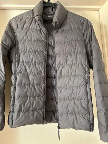 유니클로 UNIQLO 다운 자켓 M 사이즈 새상품급 여성용