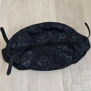 그레고리 테일메이트 S (블랙 태피스트리)