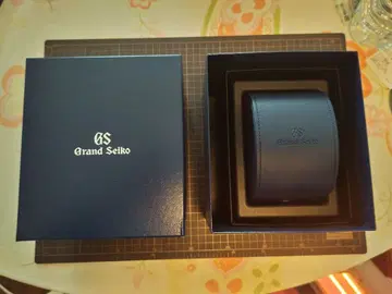 그랜드세이코 시계 케이스 네이비