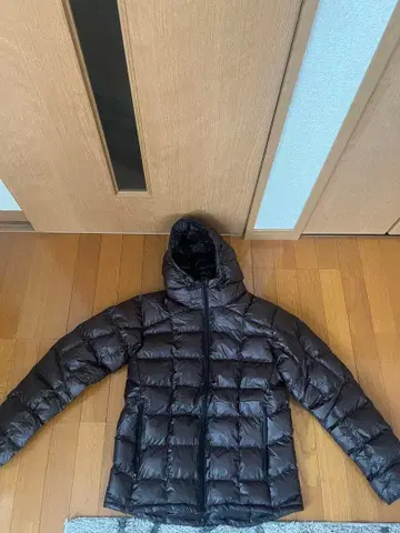 VRROCK 후드 부착 다운 자켓 블랙