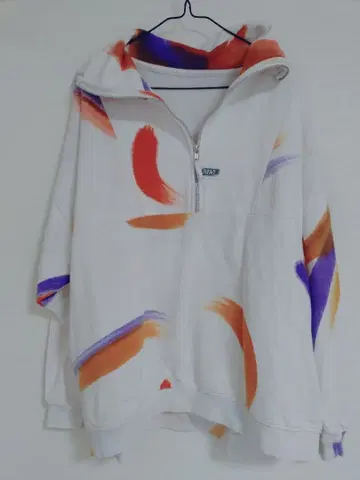 택 포함 미사용 새상품 엘르 로데오 EL RODEO 후드티 상의