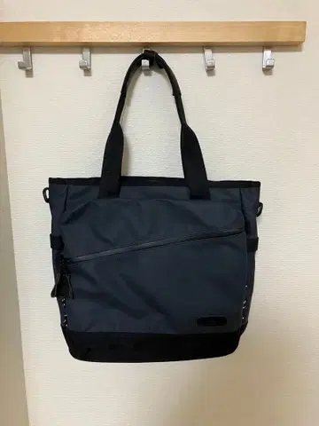 마스터피스 토트백