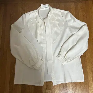 온워드/보타이 블라우스