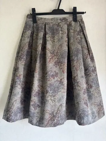 Jane Marple Dans Le Salon 고블랑 스커트