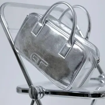 ADAM ET ROPE' 로고 스퀘어 보스턴 백