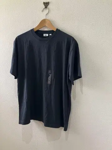 T셔츠 M사이즈 유니클로 론 헤르만 택 포함 새상품 에어리즘 코튼