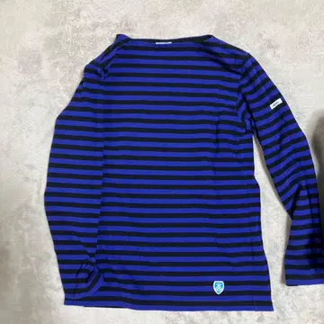 파랑과 블랙 스트라이프 긴팔 티셔츠