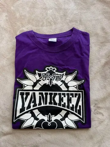 하라주쿠 YANKEEZ 티셔츠