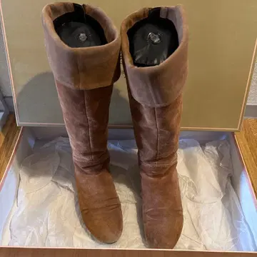 브라운 스웨이드 롱 부츠