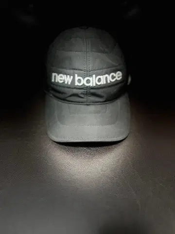 new balance 퀼팅 캡 블랙