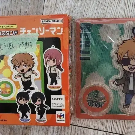 체인소맨 덴지, 포치타 아크릴 스탠드 & 키링 판매합니다.