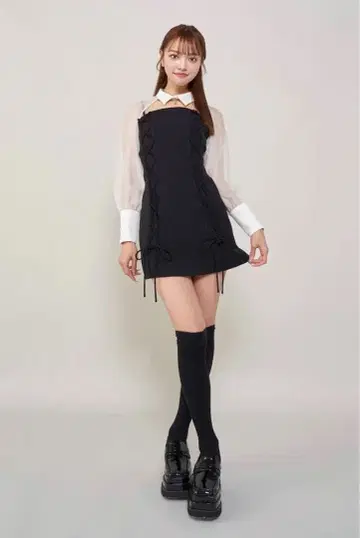 Darich 프론트 레이스업 미니 원피스