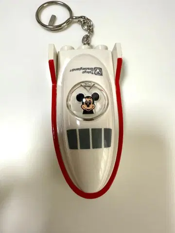도쿄 디즈니랜드 미키 스타 제트 라이트 부착 키링 귀중