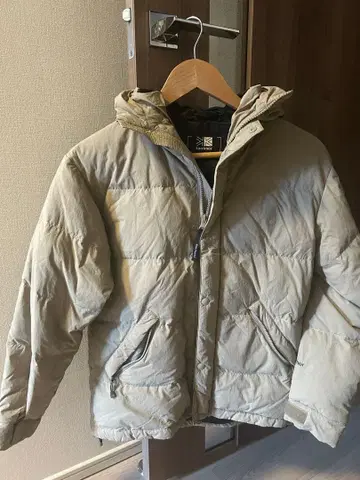 Karrimor 후드 부착 다운 자켓 베이지