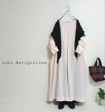 이치앤티크스 A라인 턱 원피스