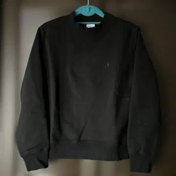 챔피온 챔피온 맨투맨 트레이닝복 블랙 크롭 기장