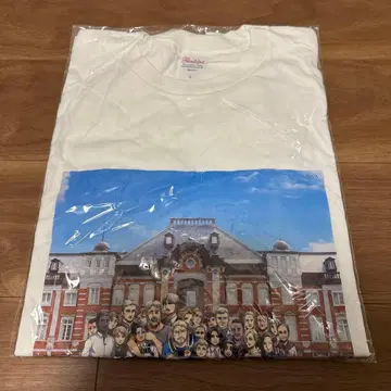 진격의 거인 도쿄역 크랭크업 티셔츠 L