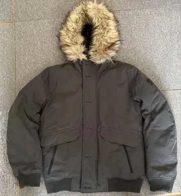 [ y2k ] 퍼 자켓 카키 S 사이즈 짧은 기장 swag